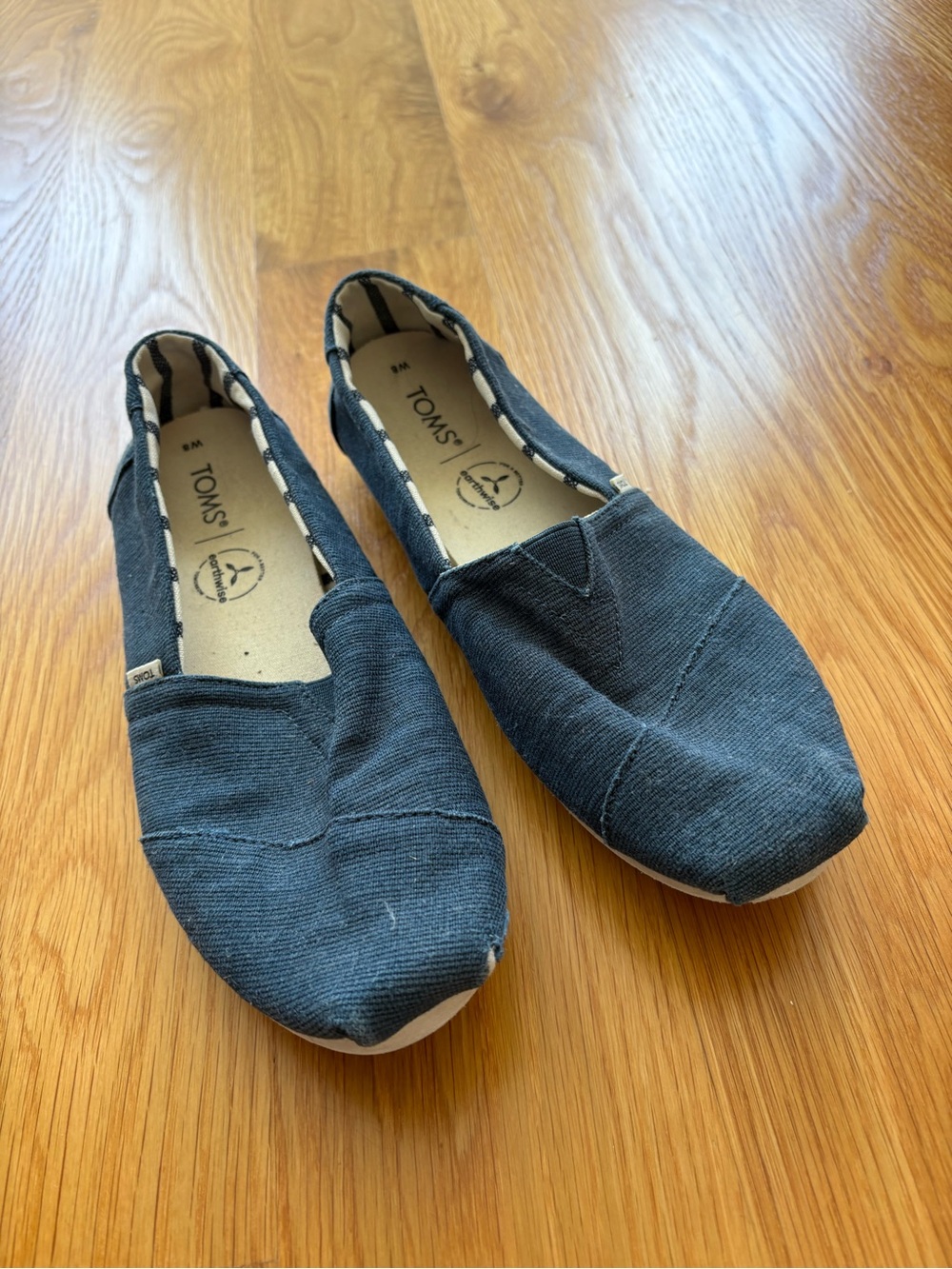 Women’s Toms Alpargata Classic in Navy